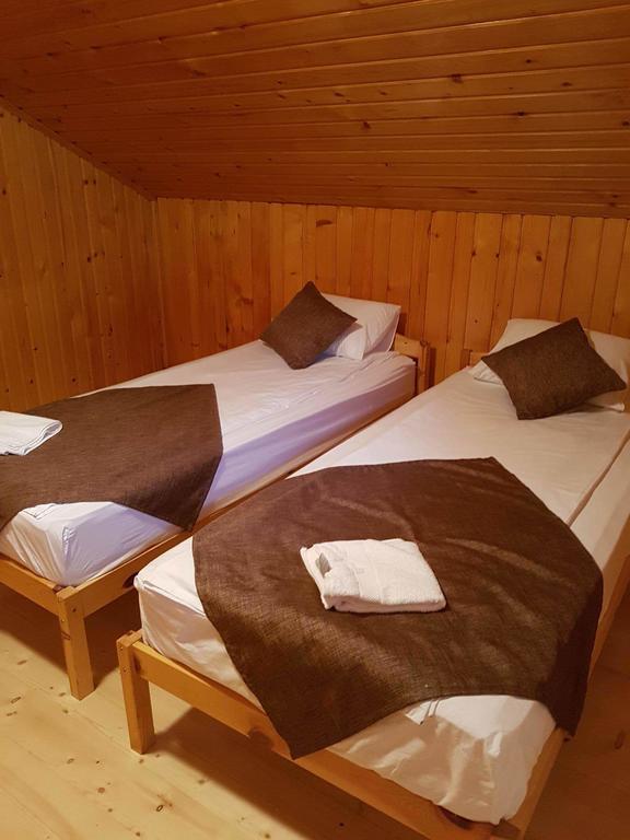 Cabana Sarmis Costesti 외부 사진