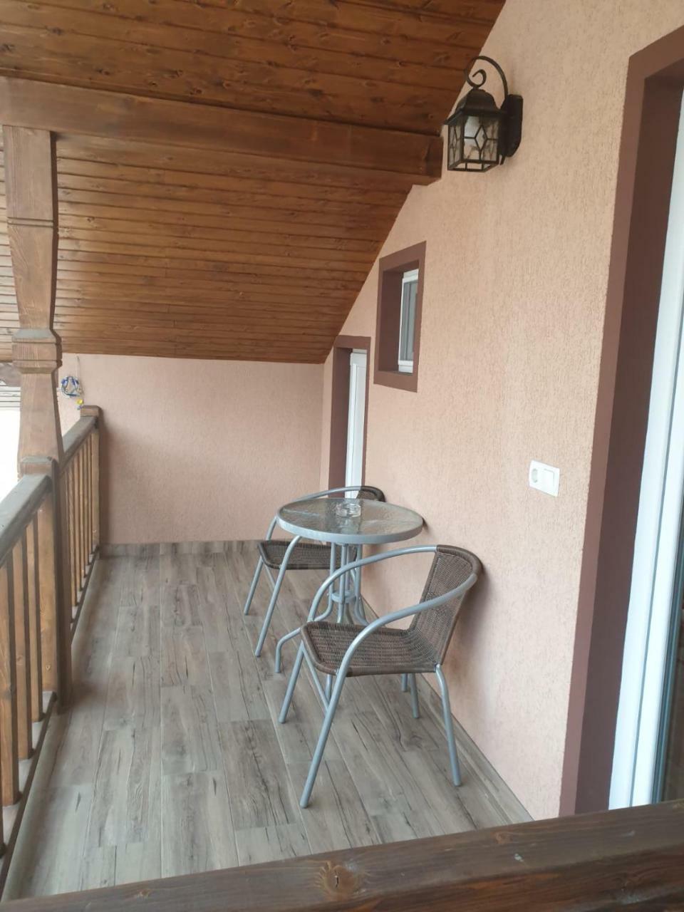 Cabana Sarmis Costesti 외부 사진